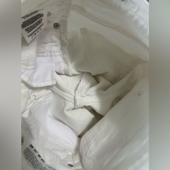 Citizens Of Humanity Rocket High Rise Crop Skinny in Distressed Milos - Picture 11 of 11